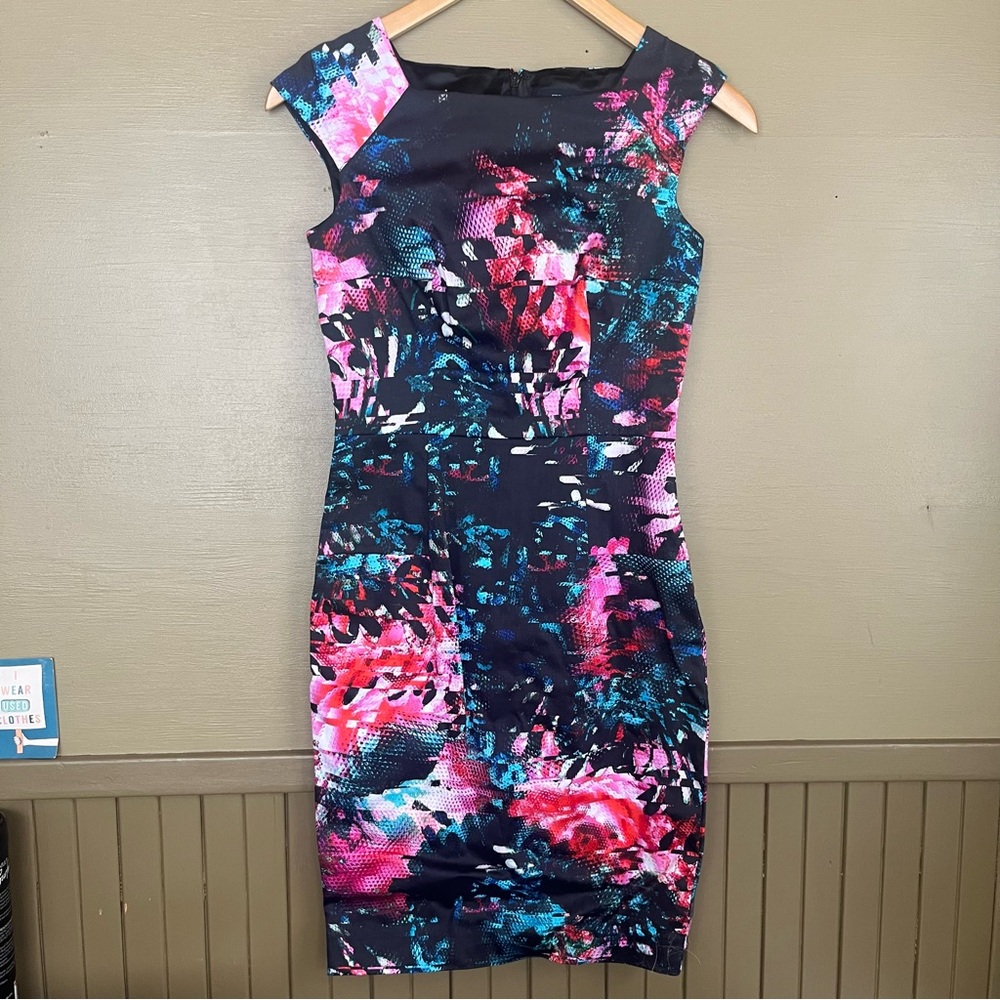 French Connection After Party Fitted Sleeveless Floral Abstract Dress Size 2